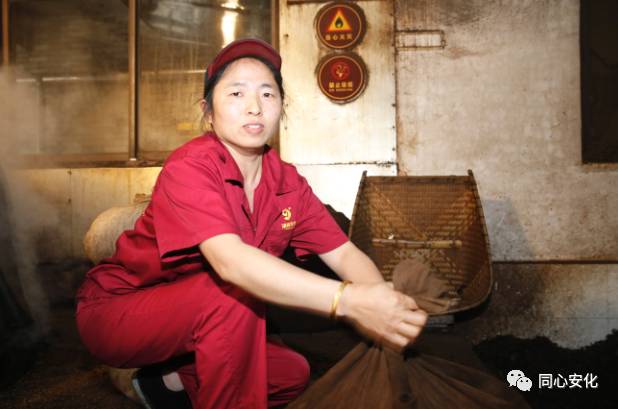 湖南华莱生物科技有限公司：心系精准扶贫大业 情连农村贫困农民