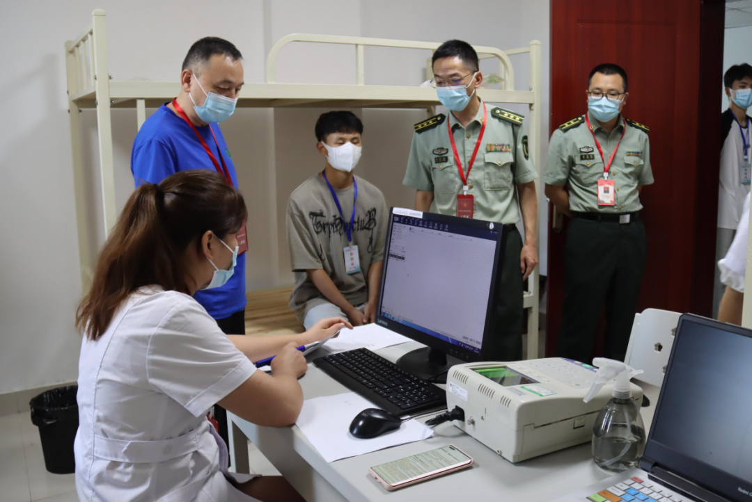 中旗心电图怎么征兵工作正在进行中…_https://www.jmylbn.com_新闻资讯_第180张