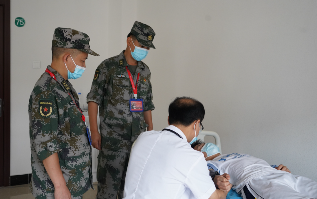 中旗心电图怎么征兵工作正在进行中…_https://www.jmylbn.com_新闻资讯_第183张