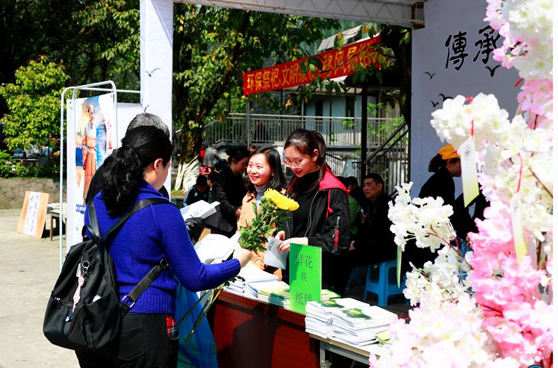 重庆市石桥铺殡仪馆_石桥铺到白市驿_新品铺市方案