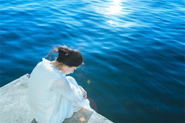 歌曲大全抖音伤感歌曲_伤感歌曲抖音_伤感歌抖音流行