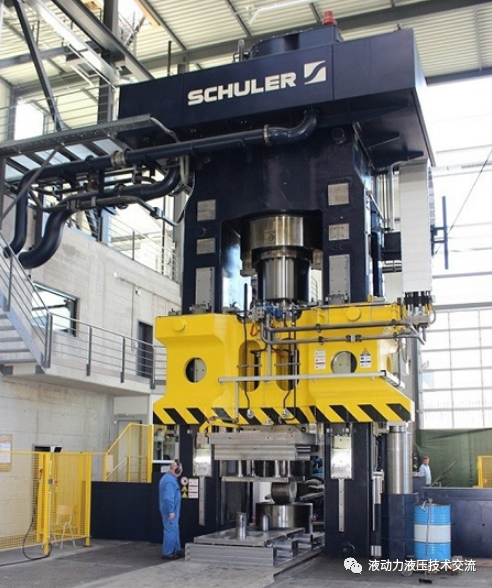 基于插装阀的锻造液压机液压系统设计的图1