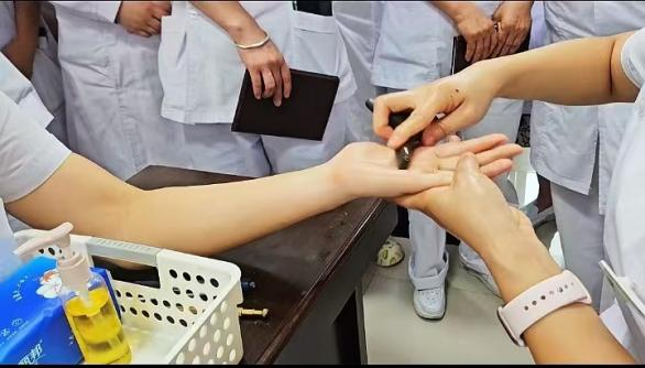 腰椎微波理疗是什么【特色科室】中医多学科传统诊疗中心_https://www.jmylbn.com_新闻资讯_第40张