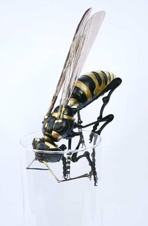 窥探虫虫雕塑家edouardmartinet用破铜烂铁搞出神作