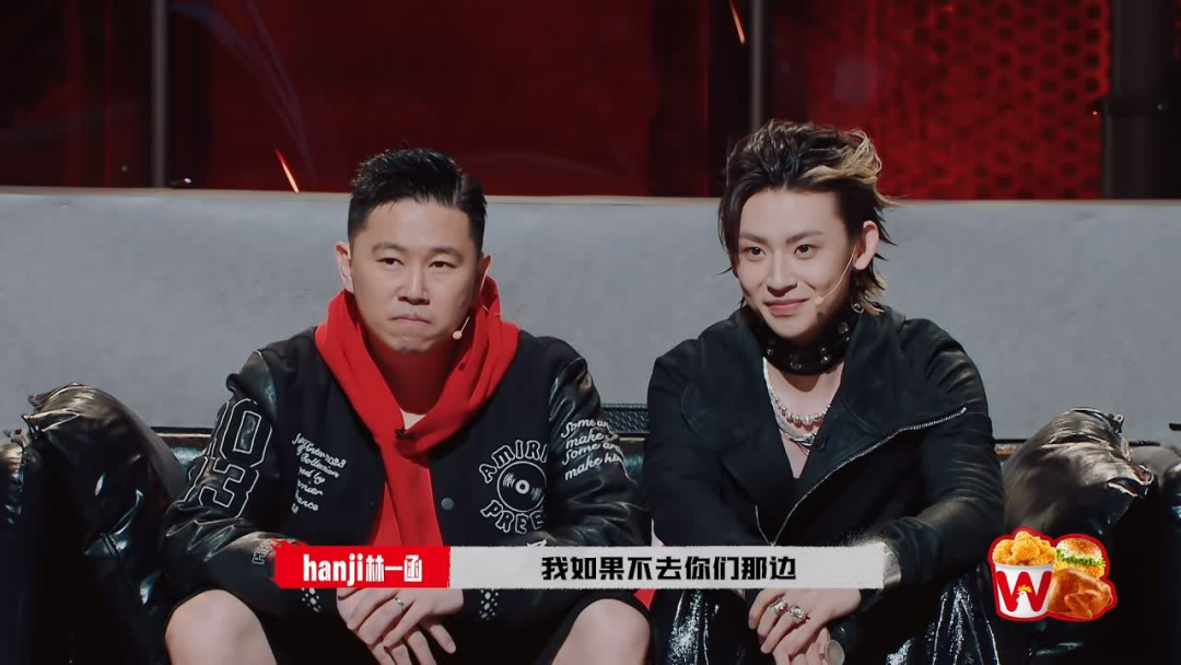 《说唱梦工厂》第一期,有杰伦的惊喜亮相,导师的炸裂公演