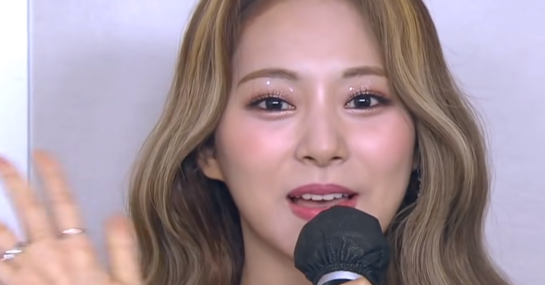 她这是被造型师霸凌了吗?