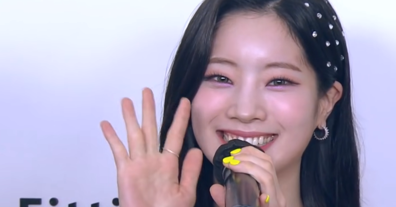 她这是被造型师霸凌了吗?