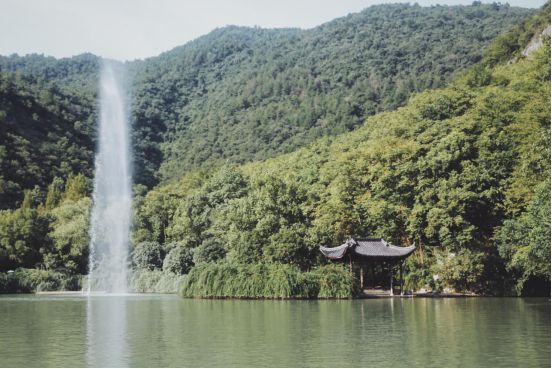 18℃戶外賞美景，探險避暑勝地，杭州網紅打卡—垂雲通天河 旅遊 第5張