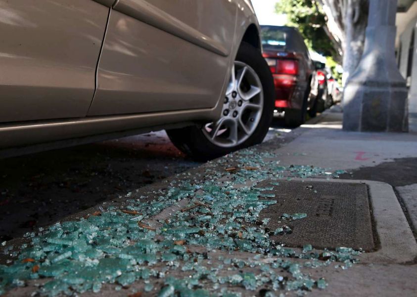 吳彥祖大驚小怪啦!舊金山被砸車 上網求助奢望抓賊(圖)