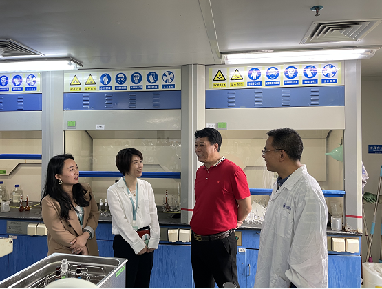 自治區(qū)總工會(huì)基層工作部部長(zhǎng)李義勇蒞臨桂林南藥調(diào)研指導(dǎo)工作