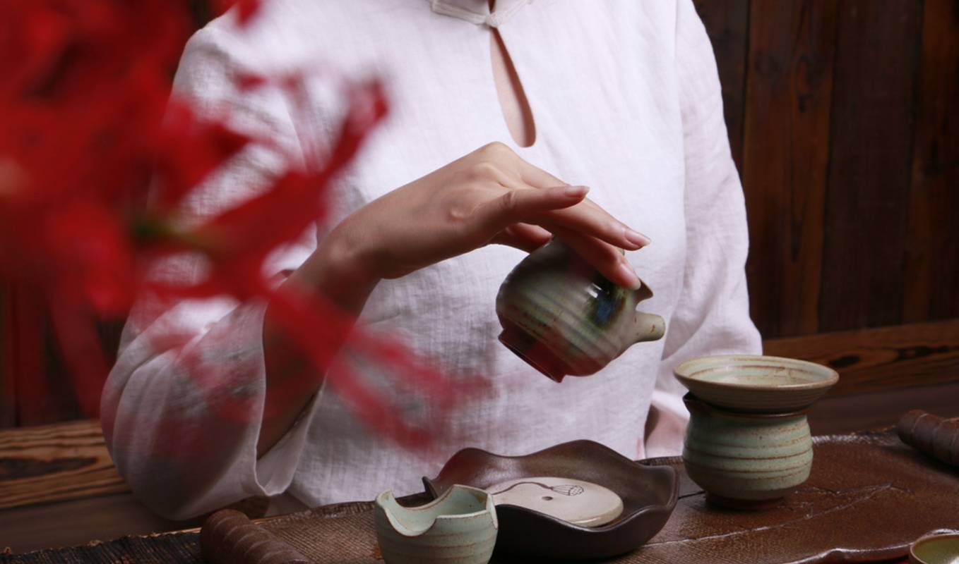 喝茶的正确姿势