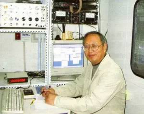 中科院生物物理所的沈钧贤老师