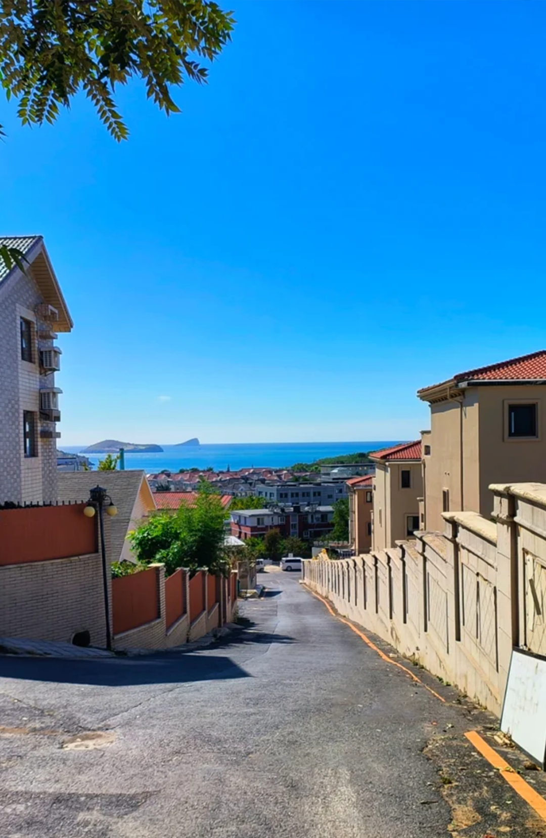 与浪漫的海景共同构成美照的背景藏着不少风情民宿和创意小店周边别墅