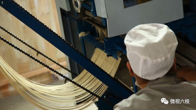 面粉大型石磨机图片_大型石磨面粉机_求石磨面粉机