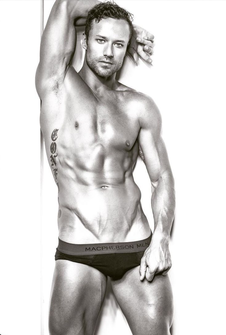 %name 就在本周日！8月19日南半球最大的电商大会终极攻略，赠品搜刮一整箱不是问题..