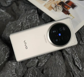 买手机不要抠搜，这4款都是“高配机皇”，9月换机首选