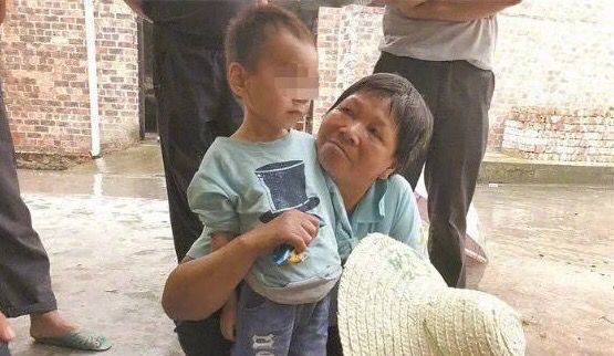 「父母雙亡式」育兒，正在毀掉中國下一代 親子 第4張