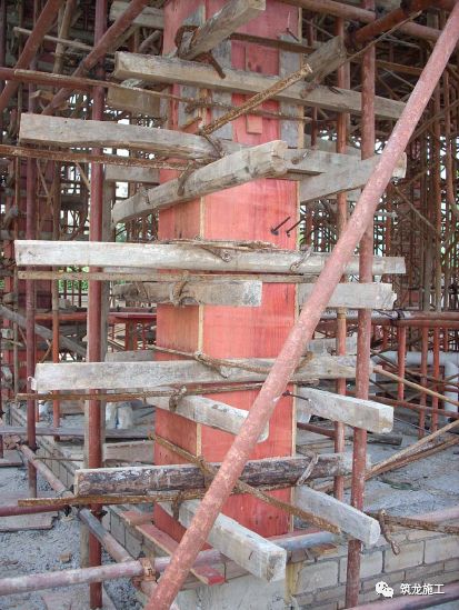 模板工程必须根除的七种质量通病_57