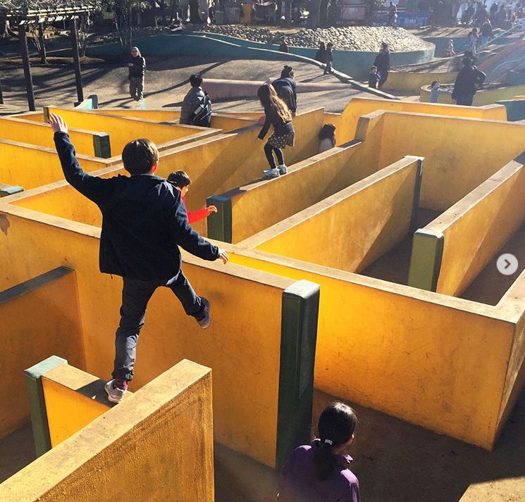 从小送孩子到“危险公园”锻炼自信心：日本家长安全教育的启发