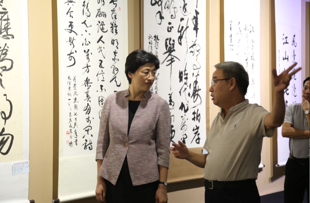 “庆祝中华人民共和国成立70周年江西省老年书画作品展”隆重开幕 新闻报道六则 “庆祝中华人民共和国成立70周年江西省老年书画作品展”隆重开幕 新闻报道六则