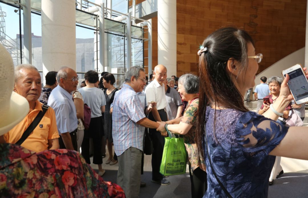 “庆祝中华人民共和国成立70周年江西省老年书画作品展”隆重开幕 新闻报道六则 “庆祝中华人民共和国成立70周年江西省老年书画作品展”隆重开幕 新闻报道六则
