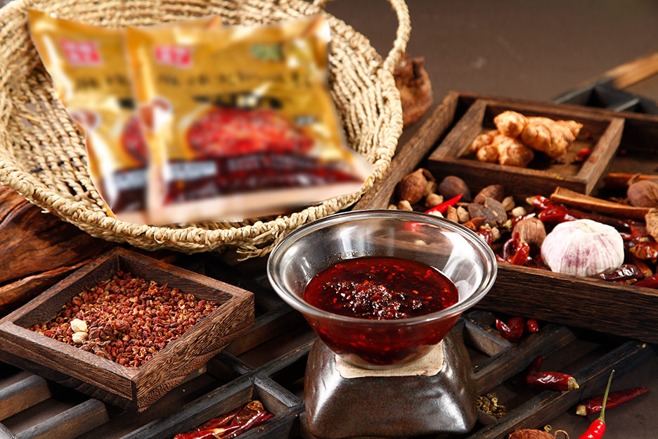 锅圈食汇已经为你备齐地道川渝火锅用料,就等你来尝