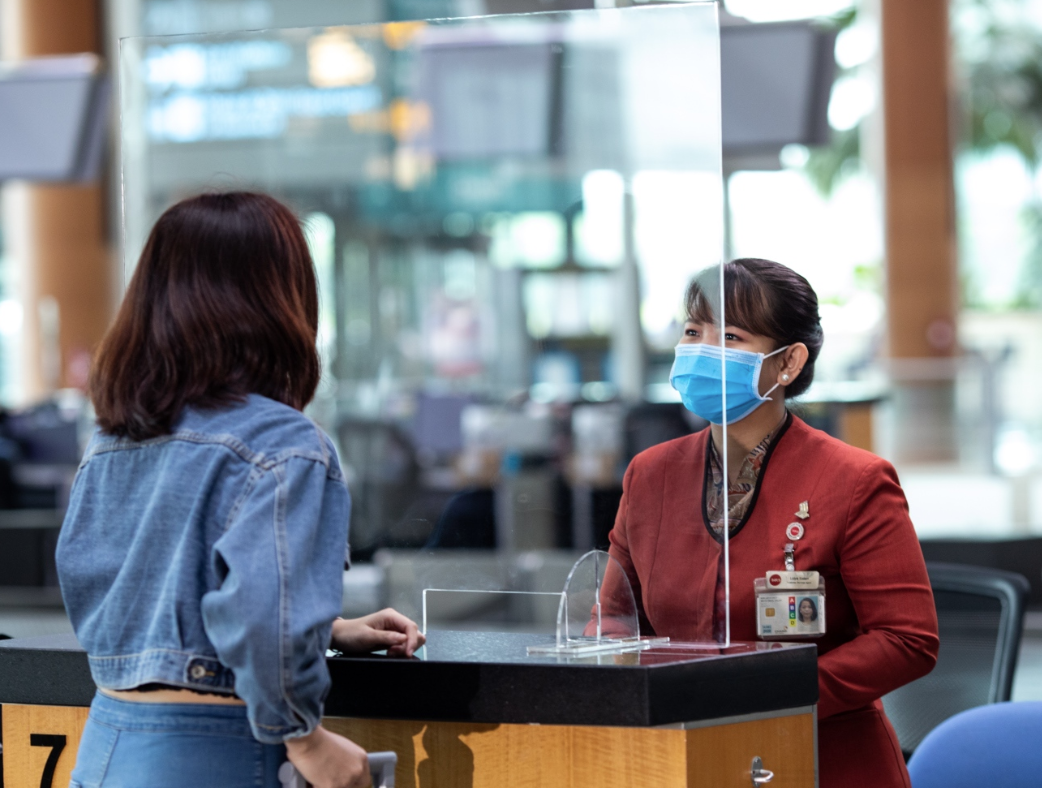 实拍！新加坡樟宜机场一波防疫黑科技！让你放心坐飞机～