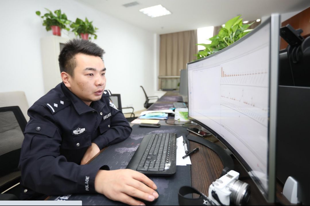 网络安全保卫大队副指导员：虚拟＂江湖＂的守护人