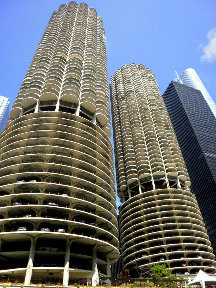 探索夸张造型建筑背后的设计逻辑