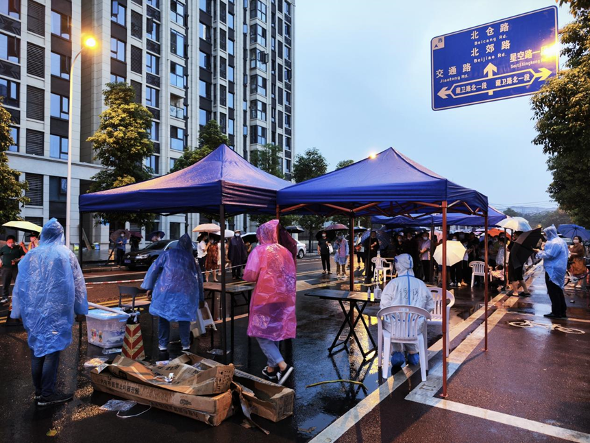 沖鋒在前，奮戰(zhàn)“疫”線 |  促進(jìn)會黨支部積極參與抗疫志愿工作(圖2)