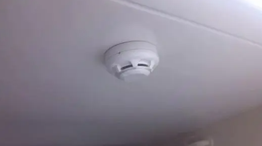 比罗志祥还渣的女人！同时玩弄30个男人，骗财骗色连杀3个情夫，照片曝光后我惊了…