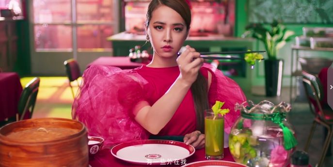 



蔡依林当众落泪：2018，记得对镜子里的你说，辛苦了
