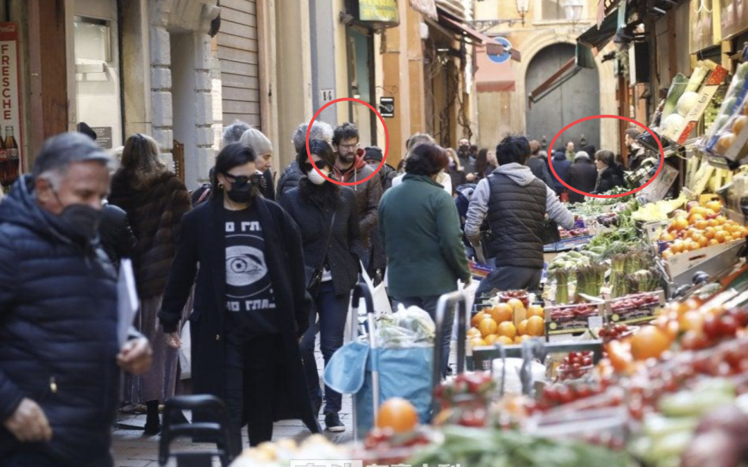 美国疫情死亡人数最新消息让人震精：西方神话瞬间死在了现实面前