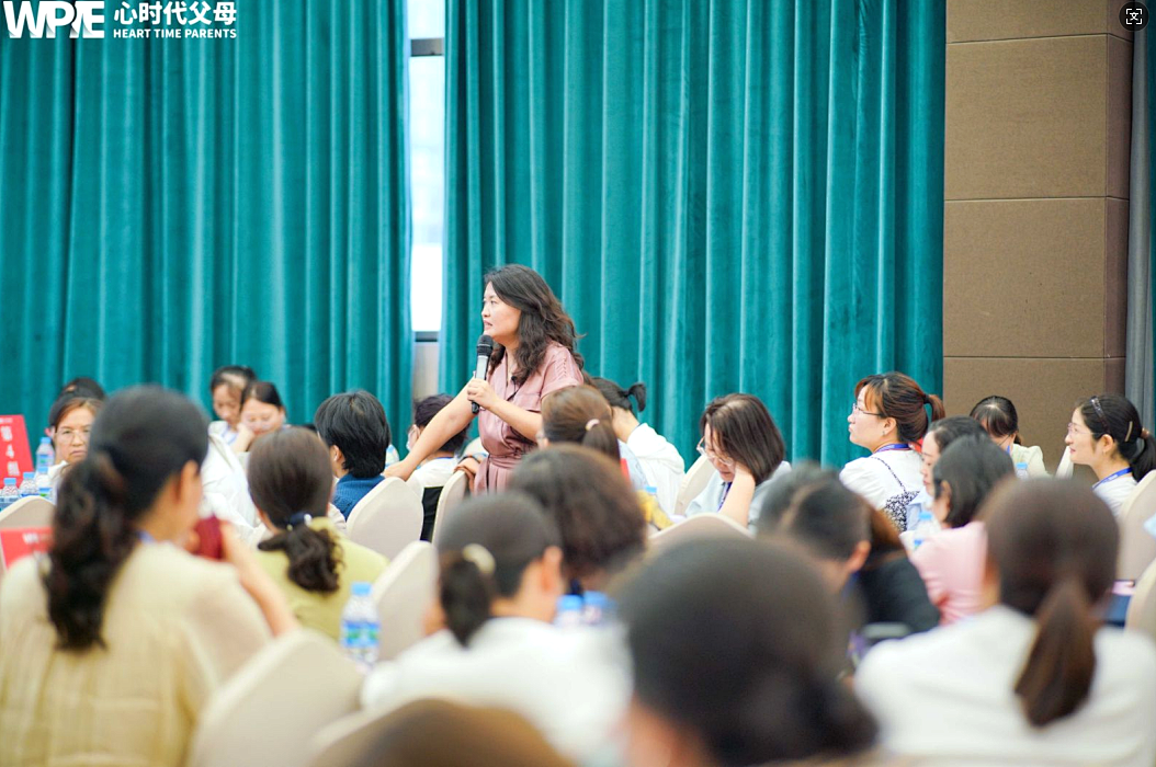 【女性力量中级班】“我为你放弃了骑行，你还想怎样？”——牺牲感，是亲密关系里最毒的“毒药”！