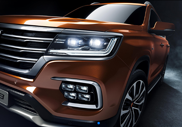 高级四驱 5米长旗舰suv 媲美丰田霸道 从17万降至14万却卖不动 全网搜