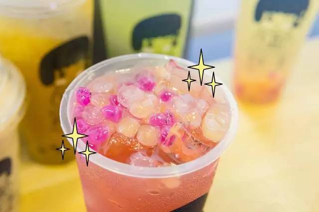 火遍台湾网红奶茶终终终终于来澄海啦居然把彩虹装进杯子里文中有免费