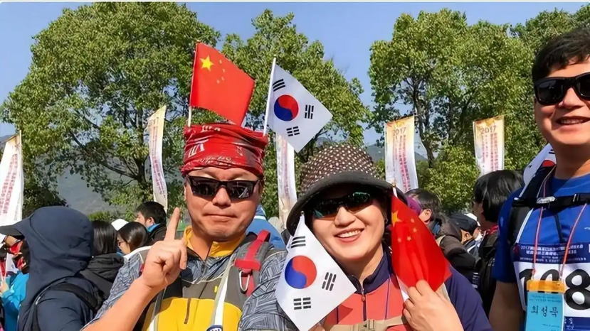 不带父母去就是不孝子，张家界何以成为韩国老年旅游“圣地”？2.png