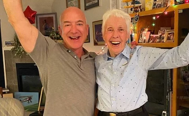 理查德·布兰森成功完成太空之旅：历尽千帆苦，归来胜少年！的图5