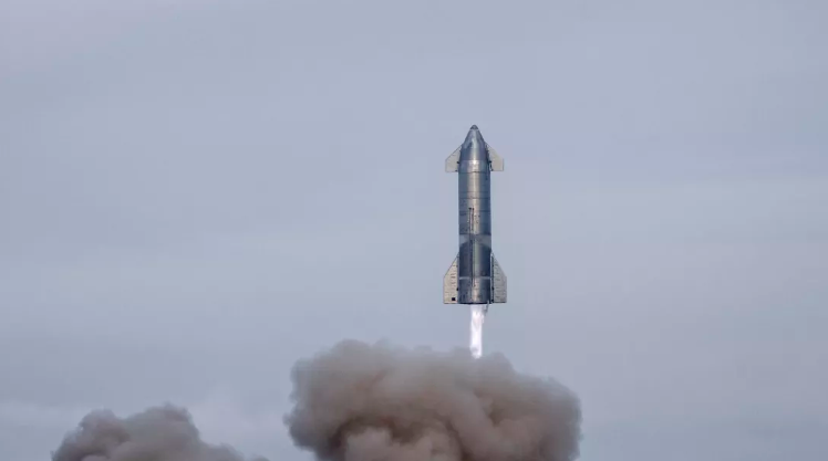 人类迈向火星的第一步，SpaceX超重型火箭助推器首次点火成功！的图2