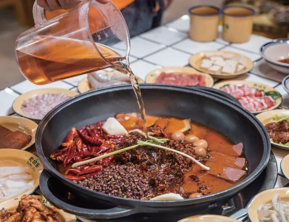 传统老鹰茶火锅03食用红色素老鹰茶中的天然食用红色素不仅具有良好的