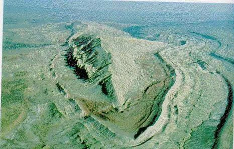 地质构造基本类型的图1