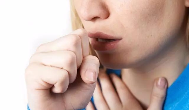 咳嗽時把痰液吞回去，痰液中的細菌會不會危害身體健康？ 健康 第6張