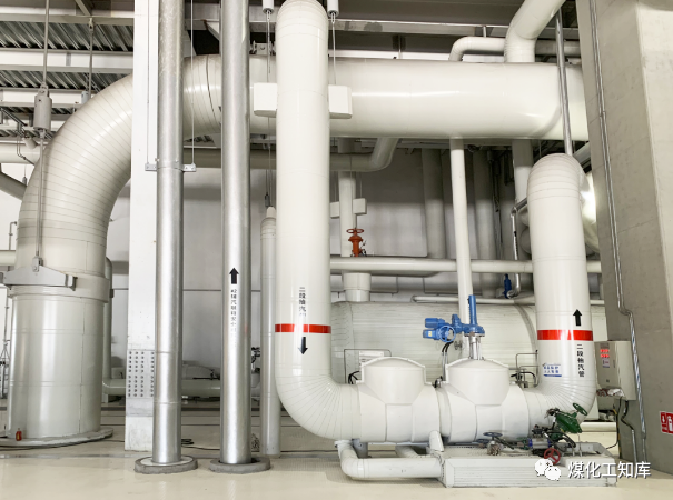 蒸汽管道上为什么常常要弯一段？的图1