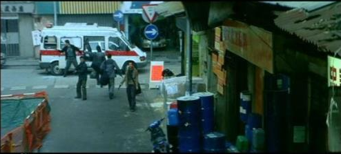 2分钟抢1300万！香港闹市突发持枪抢劫（视频/图） - 17