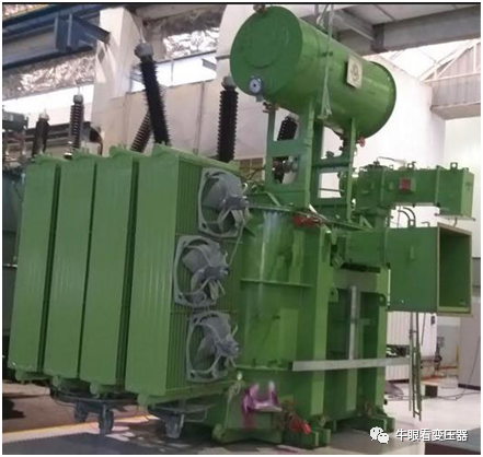 酯液变压器冷却风扇不同布置下的散热特性的图20