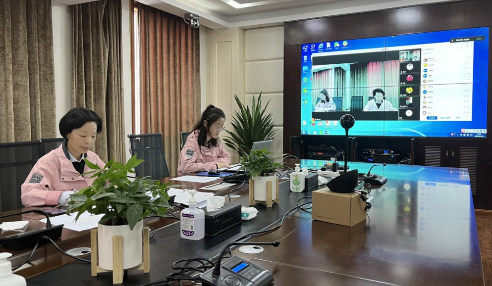 【學(xué)習(xí)二十大 奮進(jìn)新征程】路橋公司紀(jì)委組織航興達(dá)、馳通達(dá)和第三分公司開展項(xiàng)目管理權(quán)限人員及下游分包單位廉潔談心談話監(jiān)督會