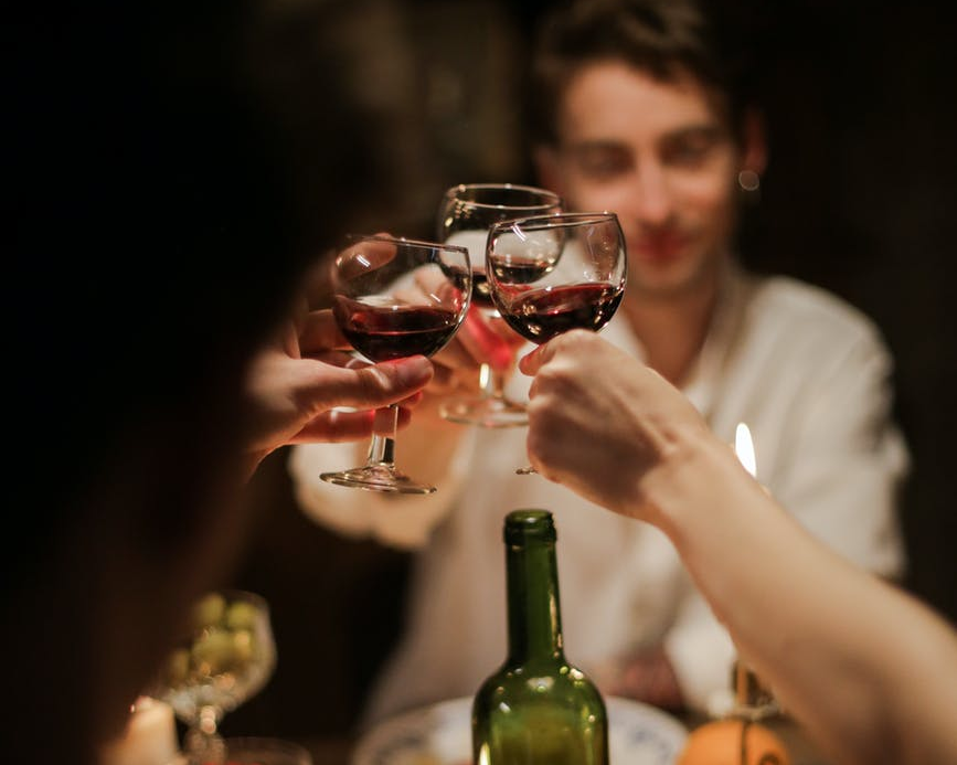 男人喝红酒的七大好处，看懂了每天都想喝！