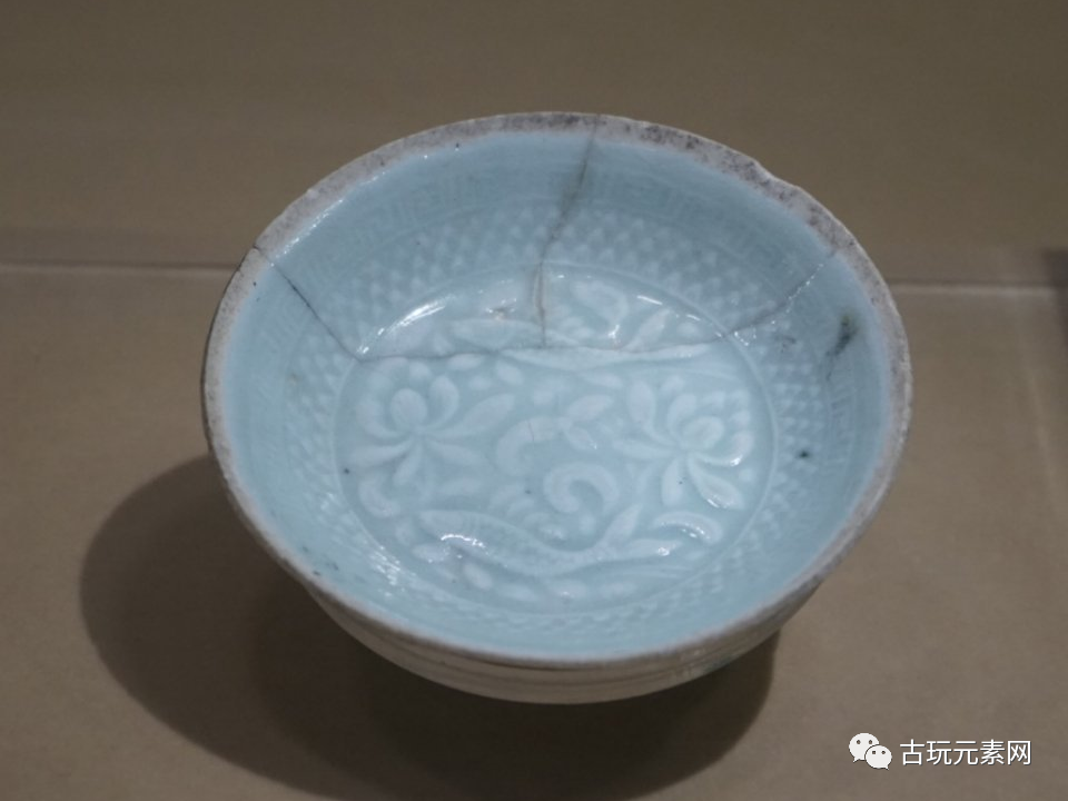 白磁 三角 筆洗 古道具 アンティーク 白磁 三角 筆洗 古道具 アンティーク