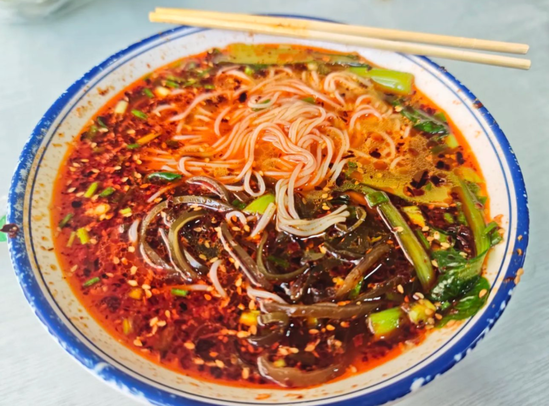 即将通高铁！几乎无攻略的冷门小城，碳水比西安地道，靠美食也该火了！