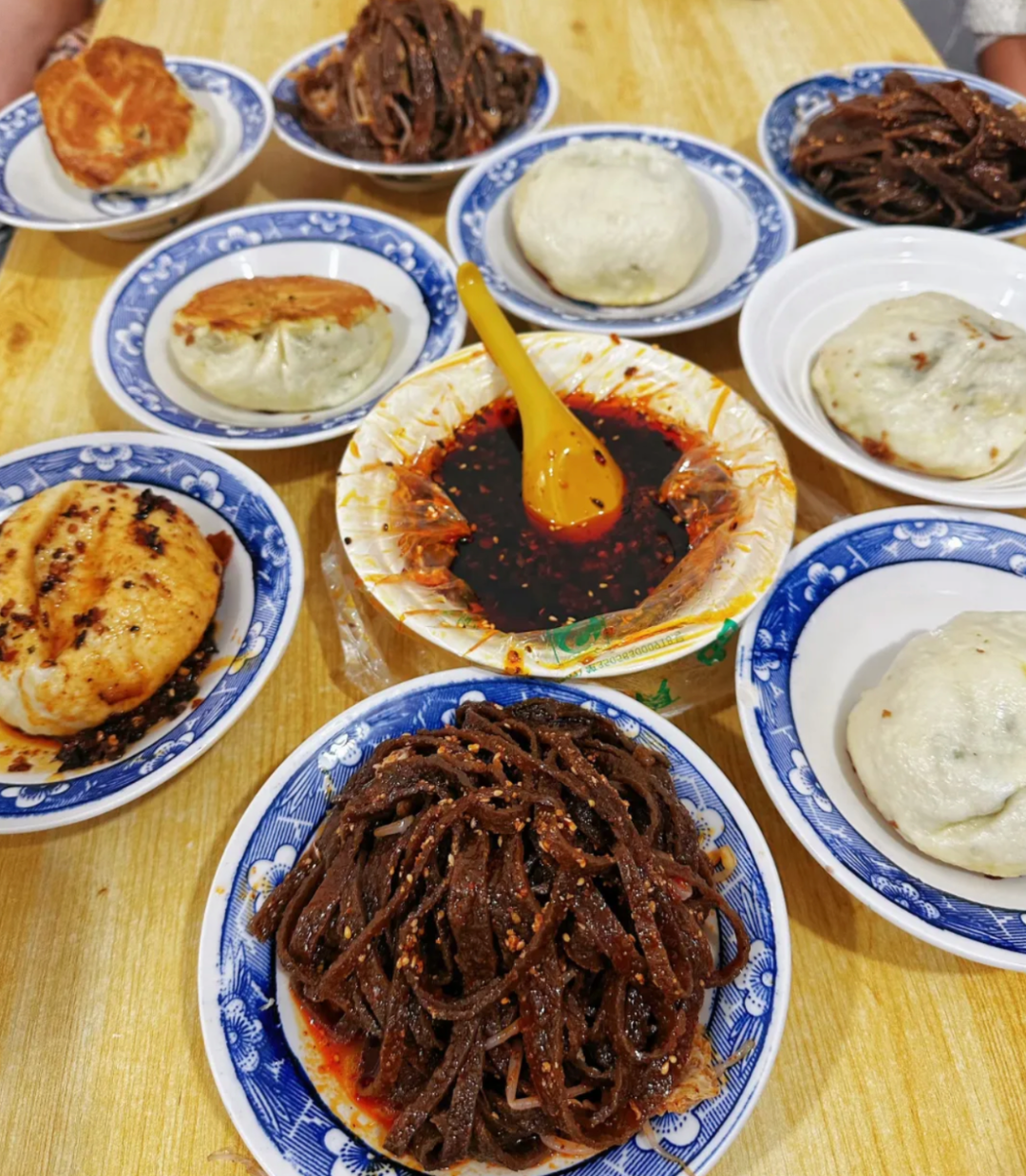 即将通高铁！几乎无攻略的冷门小城，碳水比西安地道，靠美食也该火了！